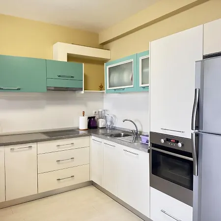 Panoramic Sea View Beachfront Center Location Appartement Durrës