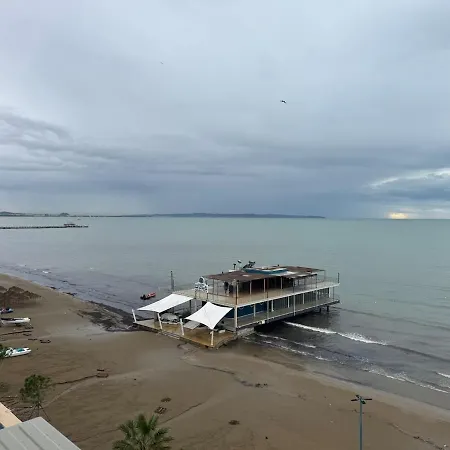 Panoramic Sea View Beachfront Center Location Appartement *